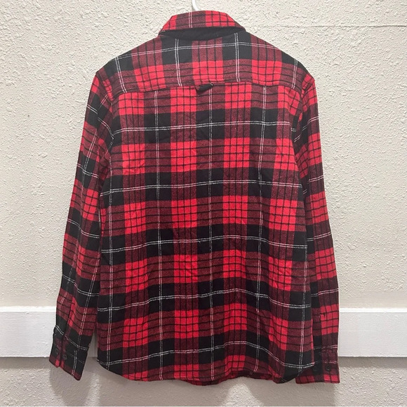 Rainforest Red and Black Flannel Button Down NWT Small - Picture 4 of 4